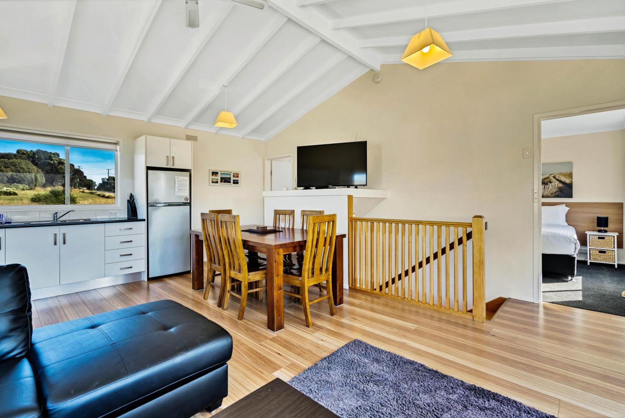 The Blue House Villa Coles Bay Bagian luar foto